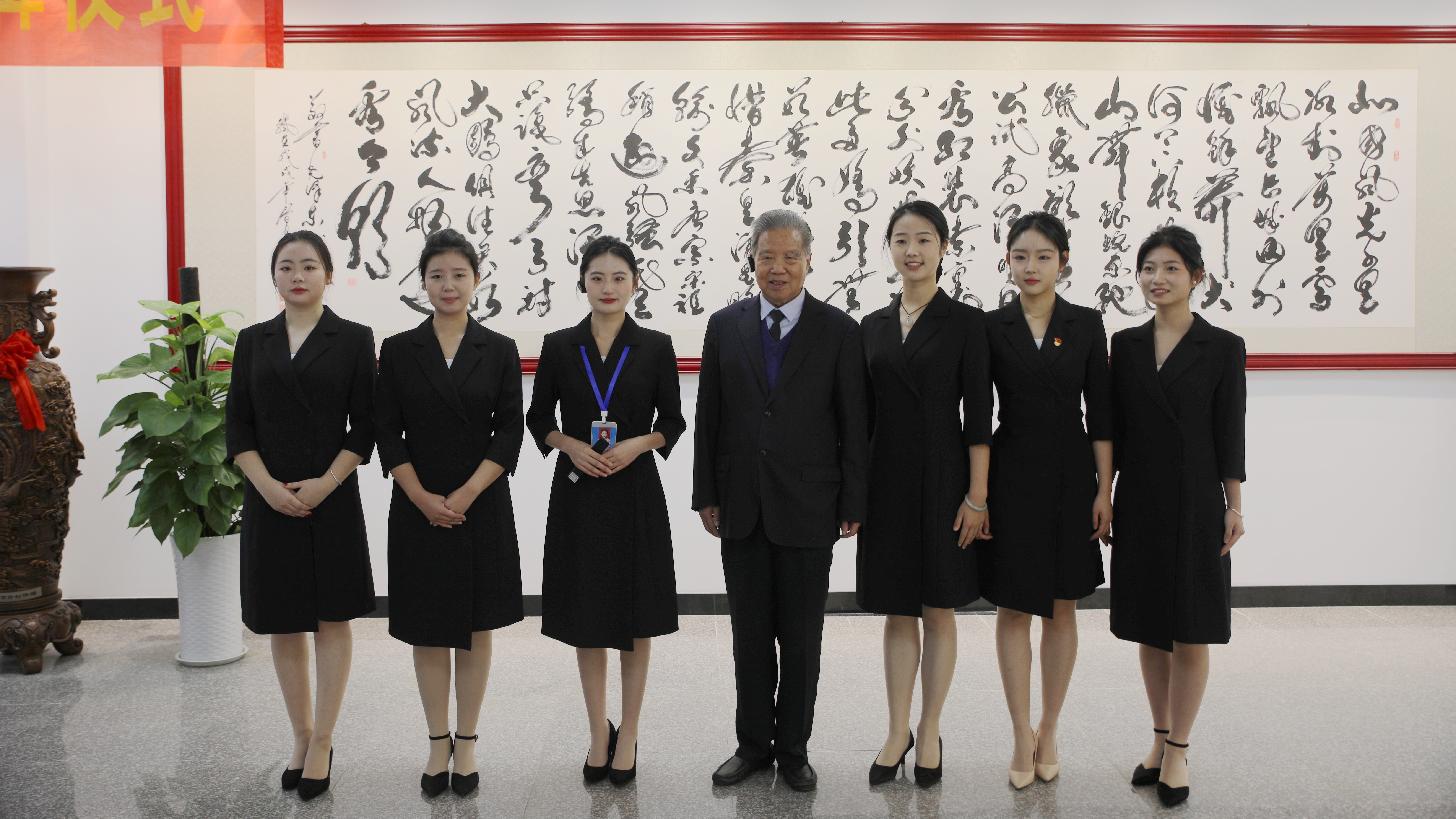 正规滚球app平台手机版登录